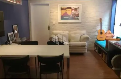 Casa térrea com sótão à venda no parque renato maia - 120m², rua tranquila e próxima ao bosque maia