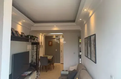 Apartamento 02 quartos na vila ipiranga com box escriturado