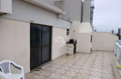 Cobertura à venda, 3 quartos, 3 banheiros, 2 vagas de garagem bairro menino deus.