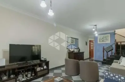 Venda sobrado com 222m² , 3 dormitórios (1 suíte) e 2 vagas no planalto paulista,  próximo de metrô