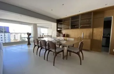 Apartamento mobiliado à venda no santo amaro - 189m²  com 3 suítes e 3 vagas de garagem.