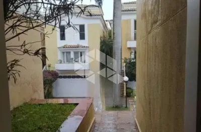Venda casa em condomínio  com 3 suítes - 3 vagas - alto da boa vista