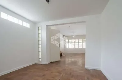 Venda sobrado de 150m² com 3 dormitórios e 2 vagas no brooklin, próximo a berrini