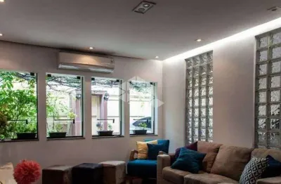 Venda sobrado no  planalto paulista 150m² - 3 dormitórios (1 suite) - 3 vagas