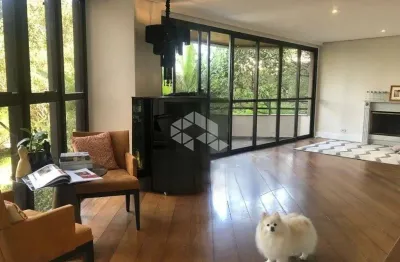 Venda apartamento com 189m², 3 dormitórios e 4 vagas - panamby