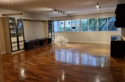 Venda apartamentode 168m² com 3 dormitórios e 2 vagas no itaim bibi, totalmente reformado