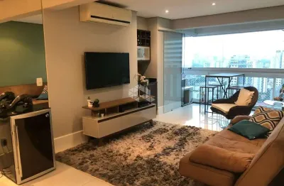 Apartamento à venda no brooklin com 96m², 2 dormitórios (1 suíte) e 2 vagas de garagem.