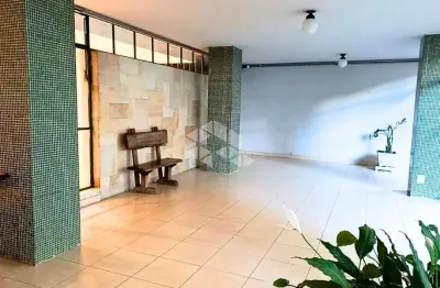Apartamento a venda com 2 quartos, a 500 metros da estação são joaquim