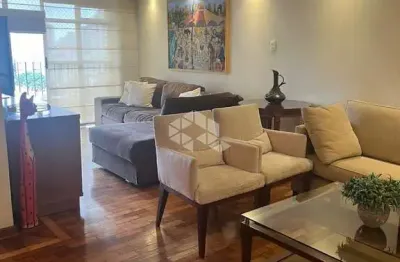 Apartamento de 156m2 com 3 dormitórios e 2 vagas na aclimação