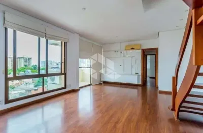 Cobertura de 2 dorm/quartos, 1 suite e 2 vagas no bairro menino deus