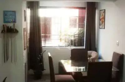 2 dormitórios sacada com churrasqueira e box escriturado bairro vila nova
