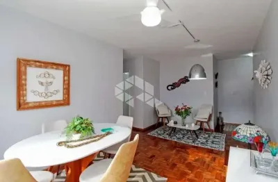 Apartamento  2 dormitórios , 2 banheiros, 76m² área privativa -  com garagem no bairro vila ipiranga em porto alegre.