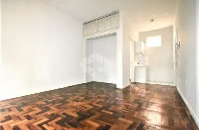 Jk lindíssimo desocupado  próximo shopping praia de belas e tribunal justiça