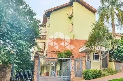 Casa condômino 3 dormitórios 195 m2 area priv  2 garagens  vista guaiba  casa carnes moacir