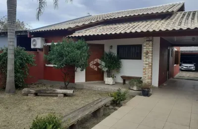 Casa com 3 quartos à venda na Rua Araça do Varejão, 7648, Lami, Porto Alegre