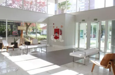 Cobertura 3 dormitórios e 3 vagas garagem no menino deus