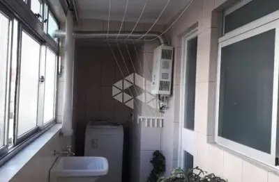 Apartamento dois dormitórios com garagem, sacada e elevador , 75m² área privativa no bairro menino deus