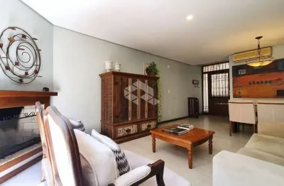 Casa em condominio de 3 dormitórios, sendo 1 suíte e 2 vagas, tristeza, porto alegre.