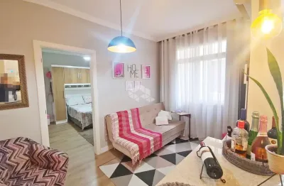 Apartamento à venda com 1 quarto no bairro cidade baixa.