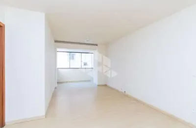 2 dormitórios, suite, sacada com churrasqueira, garagem