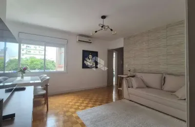 Apartamento 2 dormitorios 76m²  com dependencia no menino deus