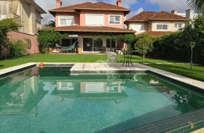 Casa com 4 dormitórios sendo 4 suítes no condomínio terra ville, com 341,09 m2