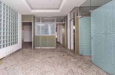 Loja com 226,52 m² com conjuntos de salas bairro higienópolis