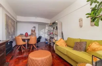 Apartamento j2 dormitórios 71,60 área privativa, elevadoe e garagem , bairro bom fim.