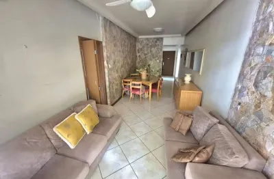 Excelente apartamento com três dormitórios e ampla sacada