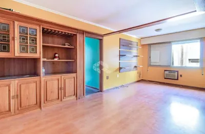 Apartamento para comprar no centro histórico com 3 quartos (1 suíte) com 86,83m