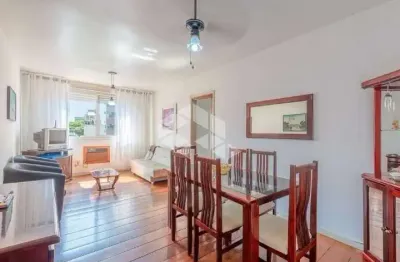Apartamento 2 dormitórios com dependência de empregada , 83,64m² área privativa, com elevador e garagem, bairro cidade baixa em porto alegre.