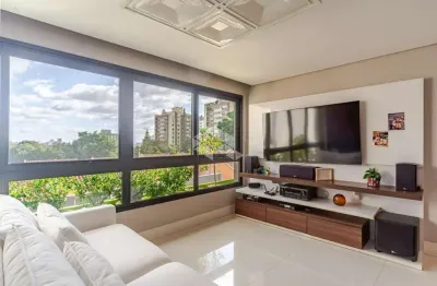 Apartamento 03 dormitórios, com 83m2 privativos, duas garagens,  infra completa e próxima a supermercados, farmácia e escolas