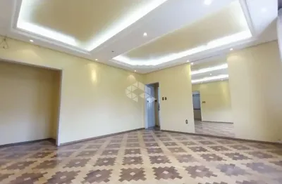 Apartamento 03 dormitórios , suíte  e  sacada, com 130 m2 área privativa