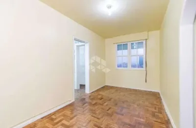 Apartamento 2 dormitórios, andar alto, no bairro santana em porto alegre.