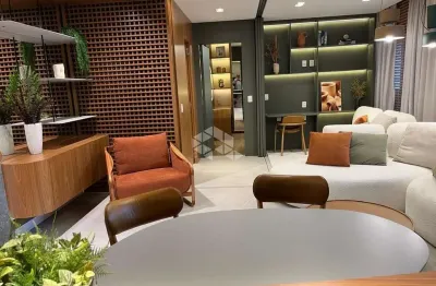 Apartamento 2 dormitórios, suíte e vista panorâmica, no bairro praia de belas.