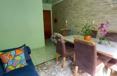 Apartamento 2 dormitórios com 50 m² - reformado e semi-mobiliado bairro cristal