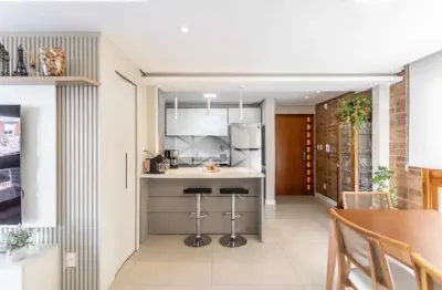 Apartamento 3 dormitórios (1 suíte) - totalmente reformado - menino deus