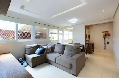 Apartamento garden 03 dormitórios 108,71m² área privativa no bairro menino deus.