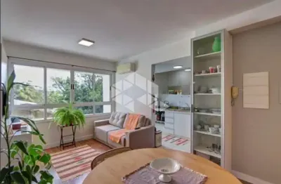 Apartamento - 2 dormitorios - 1 vaga de garagem- segundo andar-