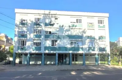 Apartamento 02 dormitórios dependencia empregada,  wc auxiliar, garagem