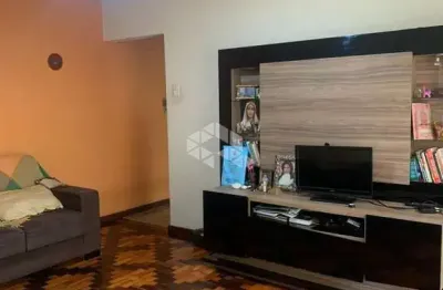 APARTAMENTO GARDEN COM CHURRASQUEIRA, 2 DORMITÓRIOS, 79 m².