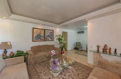 Casa com 3 quartos à venda na Rua Padre Alois Kades S J, 100, Jardim Europa, Porto Alegre