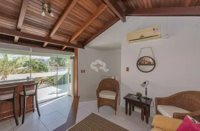 Casa em condomínio com 3 dormitórios e até 3 vagas em ipanema