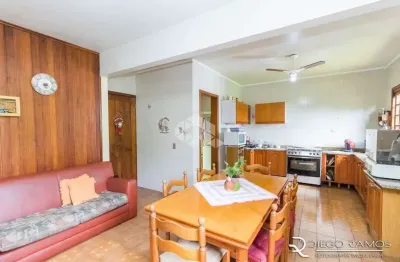 Casa com 3 quartos à venda na Rua Arabutan, 603, Navegantes, Porto Alegre