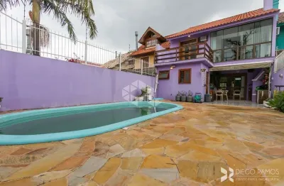 Casa sobrado 3 dormitórios, 2 vagas no bairro espírito santo