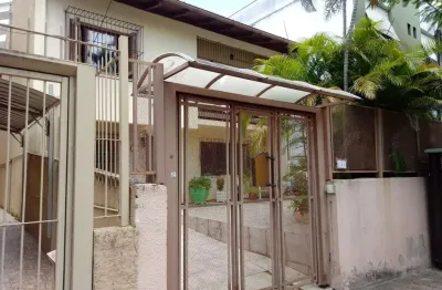 Casa com 5 quartos à venda na Rua Barão de Teffe, 260, Menino Deus, Porto Alegre