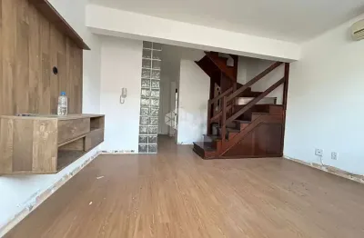 Casa em condomínio fechado com 2 quartos à venda na Avenida Faria Lobato, 1120, Sarandi, Porto Alegre