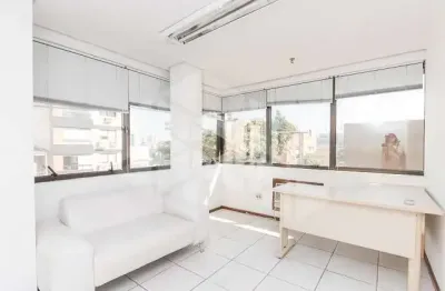 Sala comercial à venda na Rua Bernardo Pires, 280, Santana, Porto Alegre