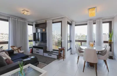 Apartamento de 2 dormitórios, suíte com 2 vagas de garagem cobertas e ecrituradas no bairro vila ipiranga em porto alegre/rs.