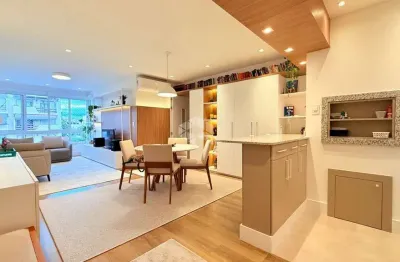 Apartamento 3 dorm,suíte,2vgs, com 91,20m² no bairro petrópolis